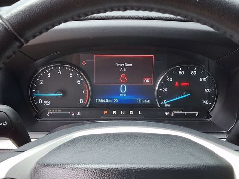Used 2023 Ford Explorer XLT w/ Equipment Group 202A AWD/4WD image 21