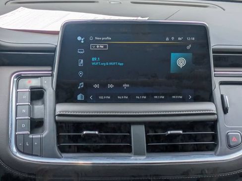 Used 2024 Chevrolet Tahoe LT RWD image 17