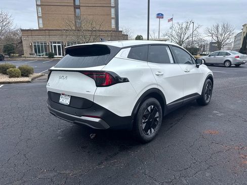 New 2026 Kia Sportage LX image 3