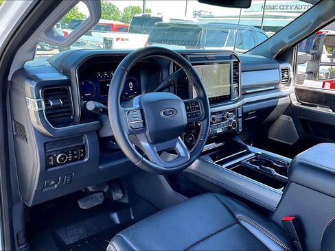 Used 2025 Ford F250 Lariat AWD/4WD image 20