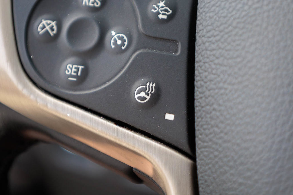 Used 2020 GMC Acadia Denali AWD/4WD image 11