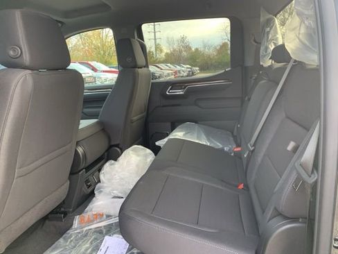 New 2026 GMC Sierra 1500 Elevation image 25