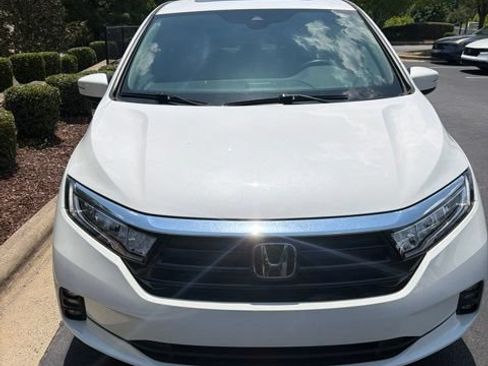 Used 2024 Honda Odyssey EX-L image 1