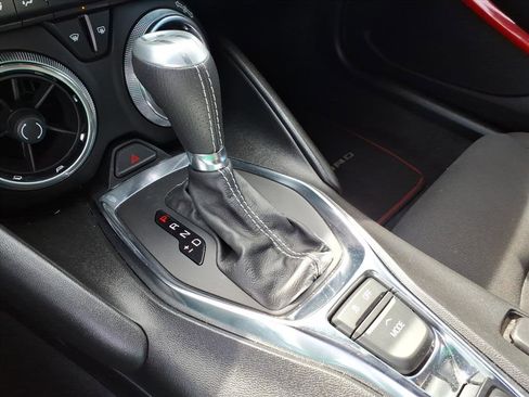 Certified 2021 Chevrolet Camaro SS RWD image 28