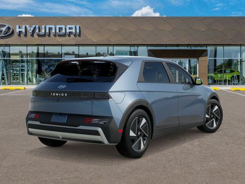 New 2027 Hyundai Ioniq 5 SE RWD image 4