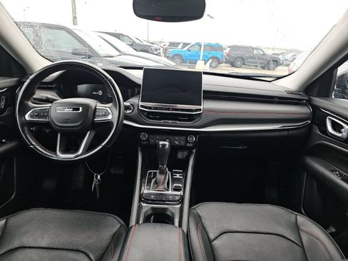 Used 2022 Jeep Compass Trailhawk w/ Trailhawk Elite Group image 11