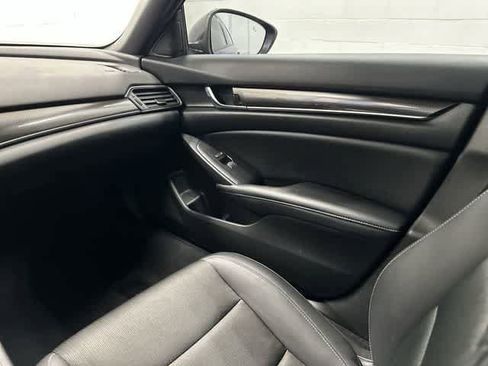 Used 2022 Honda Accord Sport image 13