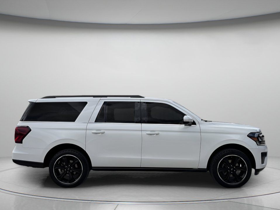 Certified 2024 Ford Expedition Max Limited AWD/4WD image 2
