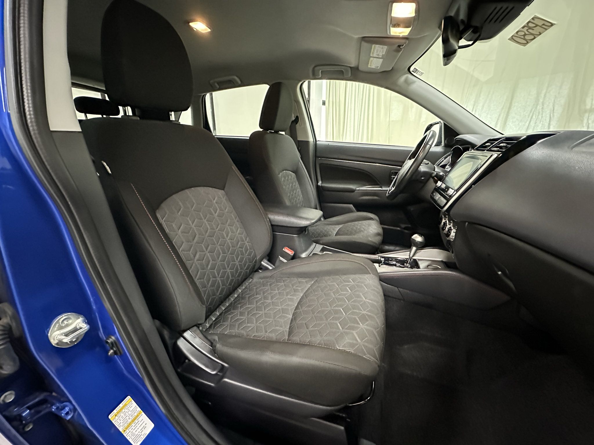 Used 2022 Mitsubishi Outlander Sport LE FWD image 14