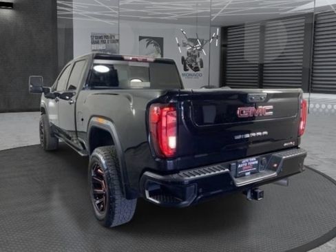 Used 2021 GMC Sierra 2500 AT4 w/ AT4 Premium Plus Package AWD/4WD image 8