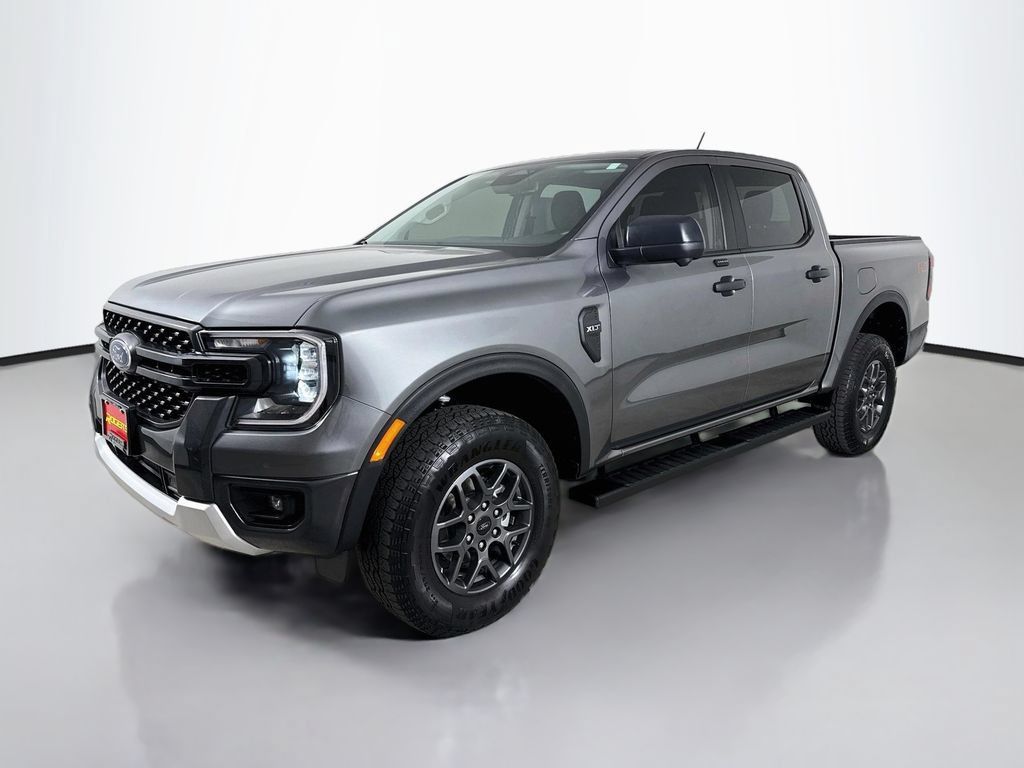 Used 2025 Ford Ranger XLT AWD/4WD image 3