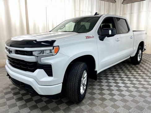 Used 2025 Chevrolet Silverado 1500 RST w/ Convenience Package II AWD/4WD image 18