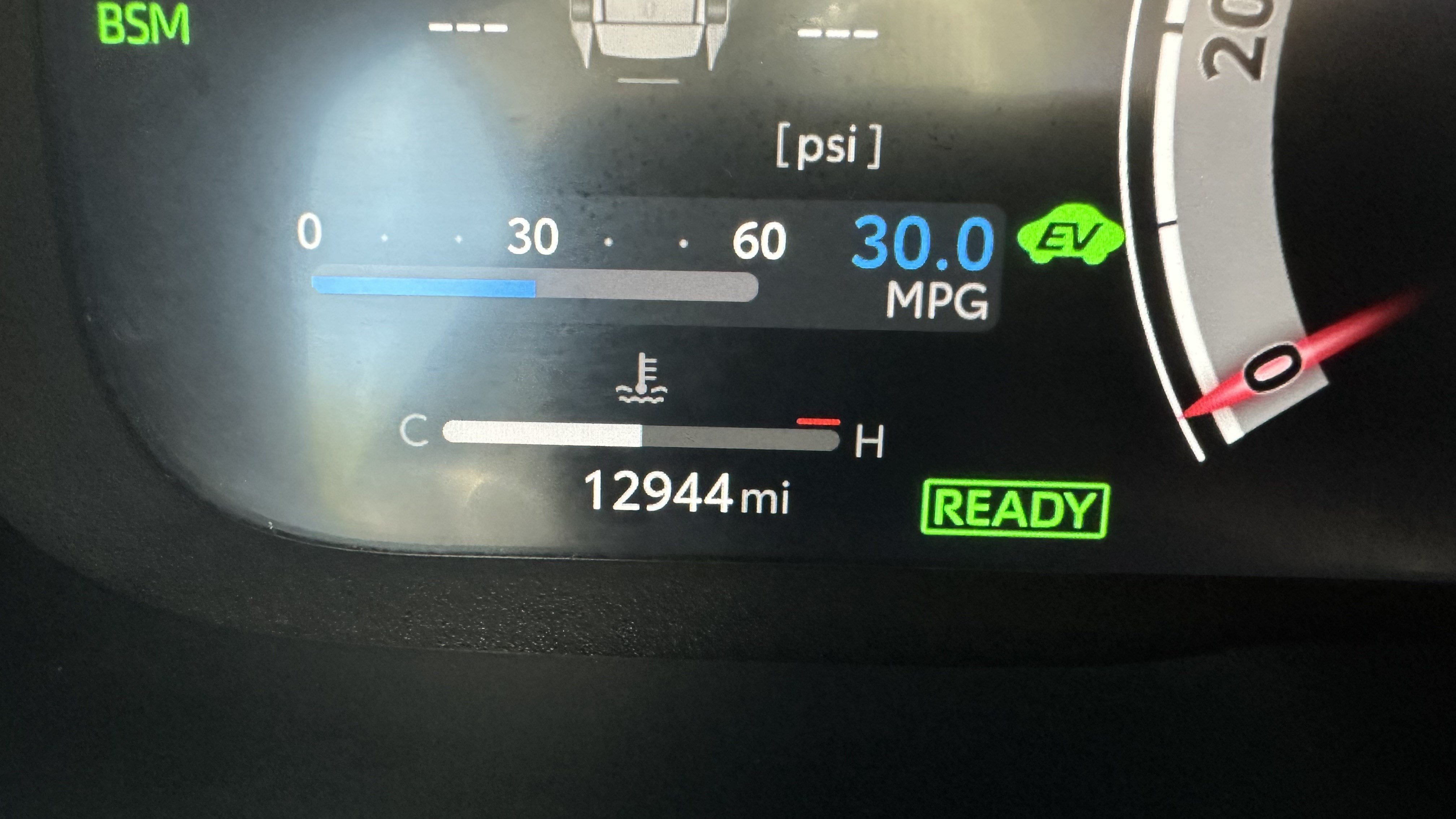 Used 2025 Toyota RAV4 Limited w/ Advanced Technology Package AWD/4WD image 23