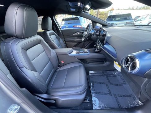 New 2026 Chevrolet Equinox EV LT w/ LPO, Tech Bronze Package image 31