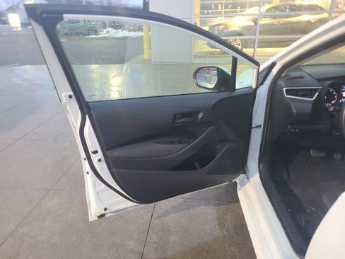 Used 2024 Toyota Corolla LE image 17