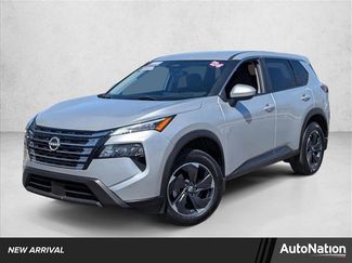Used 2024 Nissan Rogue SV video 1