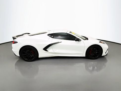 Used 2024 Chevrolet Corvette Stingray Coupe w/ Z51 Performance Package image 9