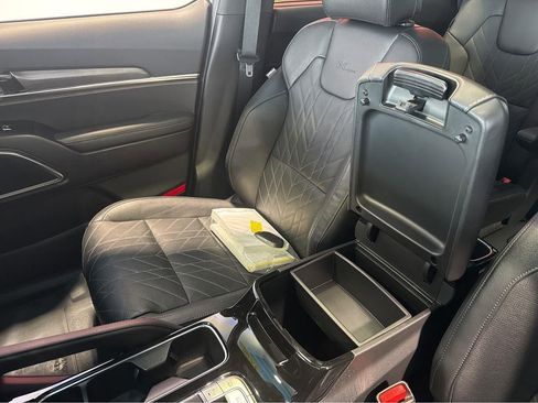 Used 2023 Kia Telluride SX X-Line image 25