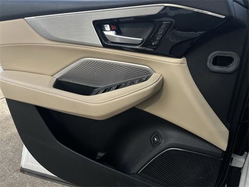 Certified 2024 Acura MDX SH-AWD w/ Technology Package image 25