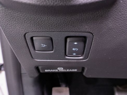 Used 2021 Ford F250 Platinum AWD/4WD image 40