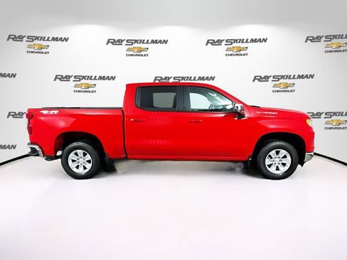 Used 2025 Chevrolet Silverado 1500 LT image 8