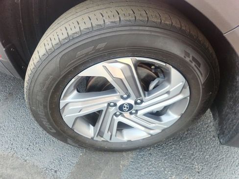 Used 2022 Hyundai Santa Fe SEL image 3