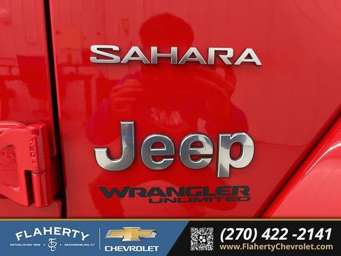 Used 2020 Jeep Wrangler Unlimited Sahara image 18