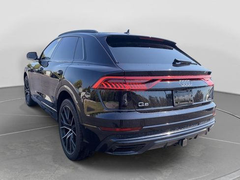 Used 2021 Audi Q8 Prestige w/ Prestige Package AWD/4WD image 2