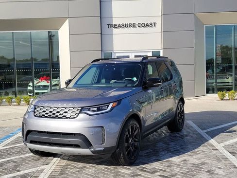 New 2025 Land Rover Discovery S AWD/4WD image 1