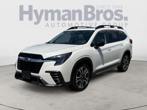 Used 2024 Subaru Ascent Limited w/ Technology Package AWD/4WD image 8