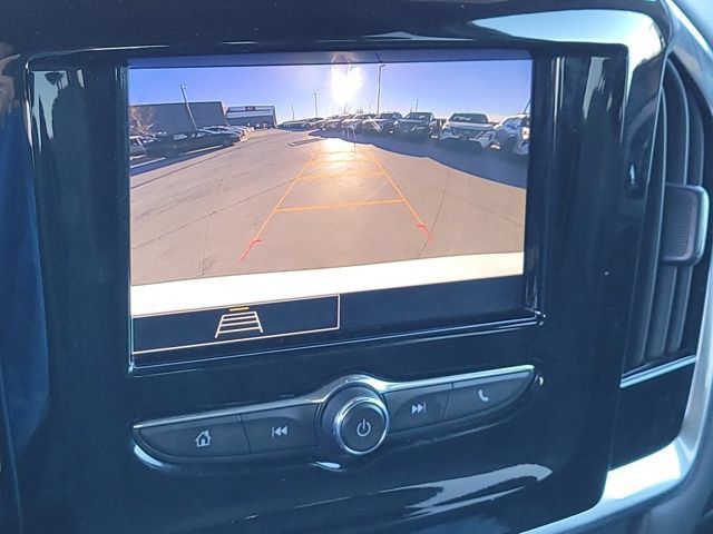 Used 2023 Chevrolet Traverse LT FWD image 16