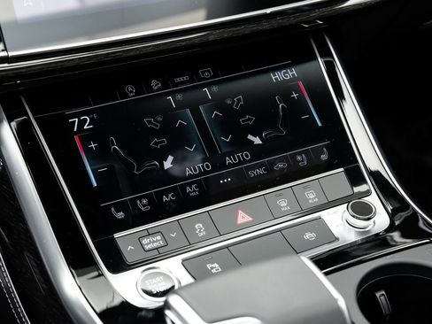 Certified 2025 Audi Q8 Premium Plus w/ Premium Plus Package image 17