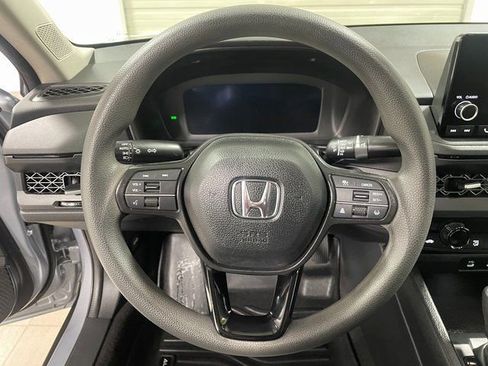 Used 2023 Honda Accord EX image 14