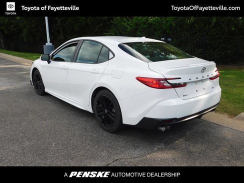 Certified 2025 Toyota Camry SE FWD image 9