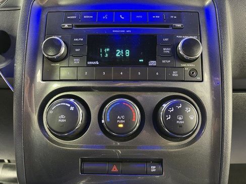 Used 2010 Dodge Challenger R/T RWD image 20