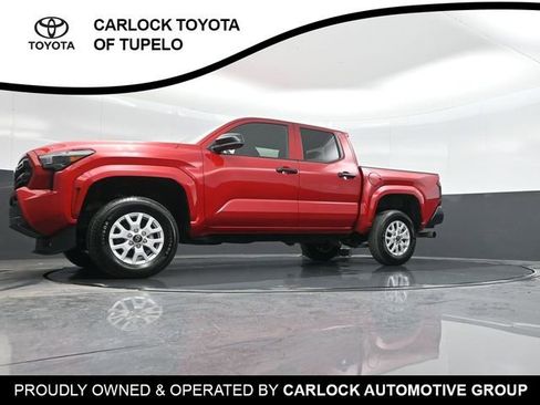 Used 2025 Toyota Tacoma SR image 31