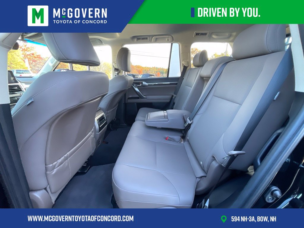 Used 2023 Lexus GX 460 Premium w/ Premium Package AWD/4WD image 16