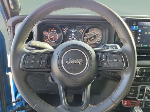 Used 2024 Jeep Wrangler Unlimited Sport AWD/4WD image 16