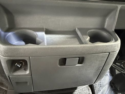 Used 1990 Chevrolet Astro LT image 47