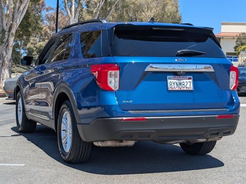 Used 2021 Ford Explorer XLT RWD image 13
