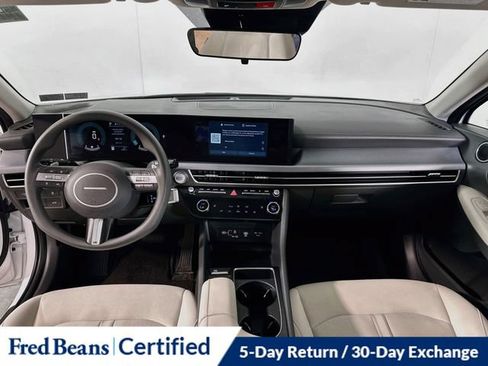 Certified 2025 Hyundai Sonata SEL AWD/4WD image 19