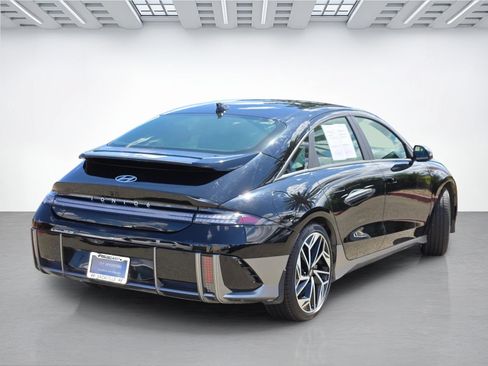 Certified 2023 Hyundai Ioniq 6 SEL RWD image 4