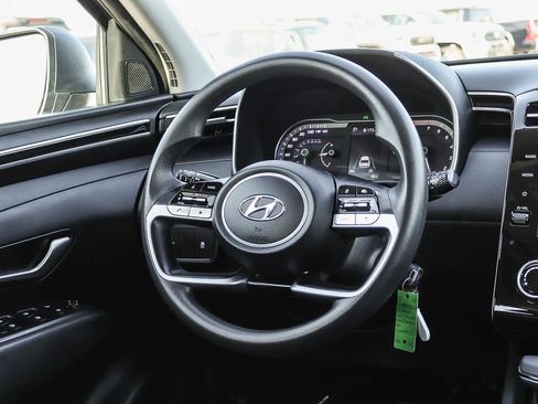 Used 2023 Hyundai Tucson SE AWD/4WD image 15