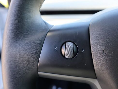 Used 2022 Tesla Model 3 Long Range image 49