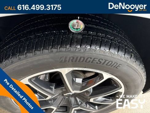 Used 2023 Chevrolet Tahoe RST w/ Sport Performance Package AWD/4WD image 8