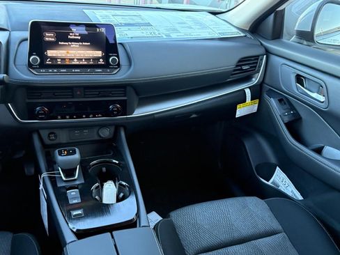 New 2026 Nissan Rogue SV image 10