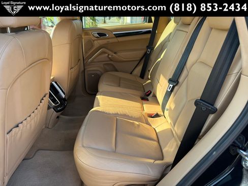 Used 2012 Porsche Cayenne AWD/4WD image 13
