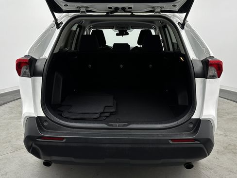 Used 2020 Toyota RAV4 LE image 26