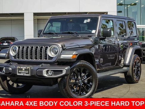 Used 2025 Jeep Wrangler Sahara image 1