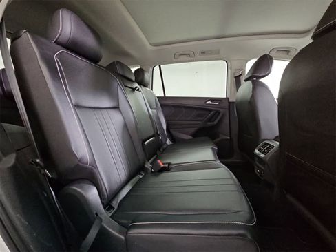 Certified 2022 Volkswagen Tiguan SE image 21